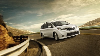 2017-toyota-sienna-performance-custom